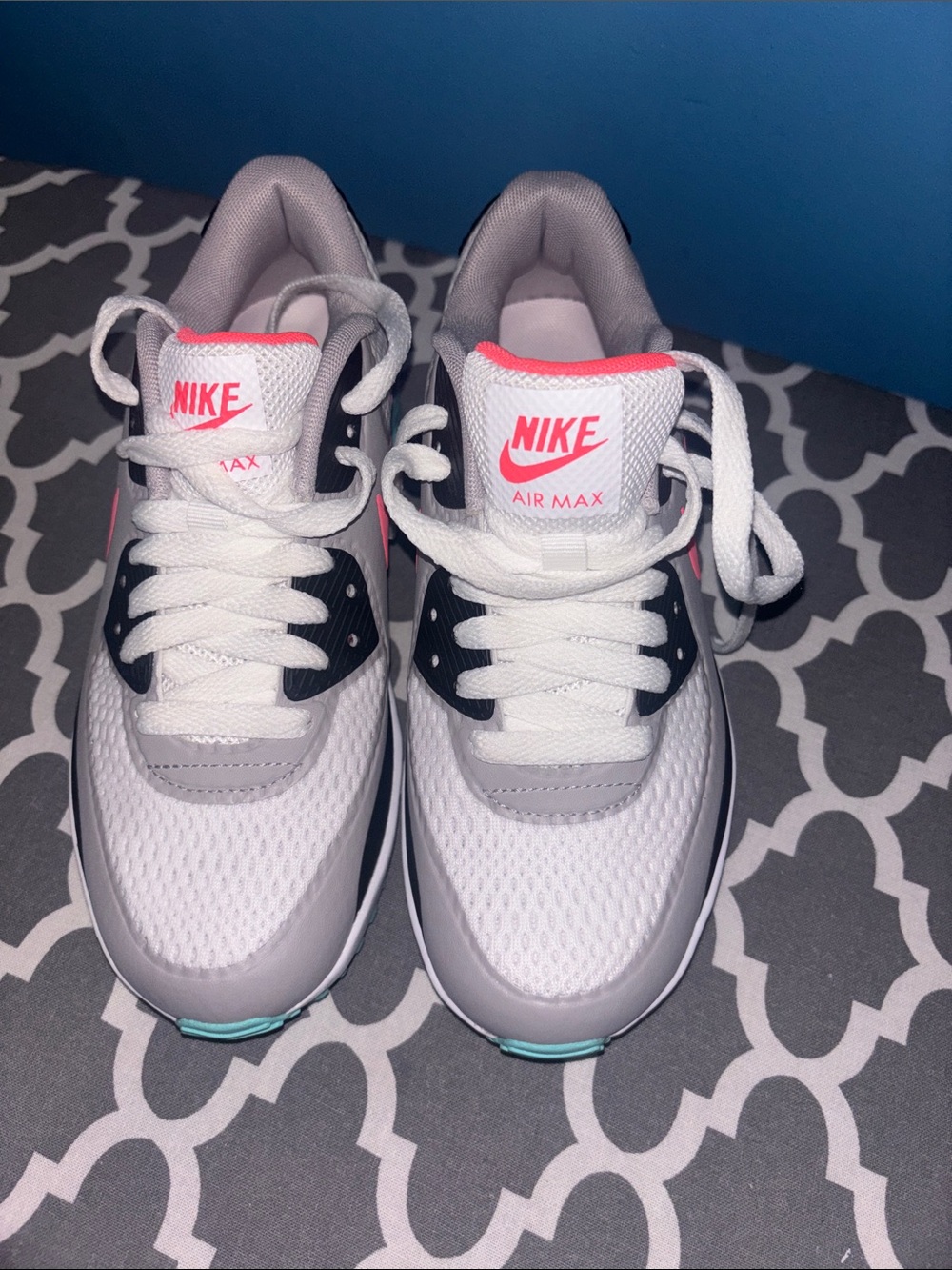 Nike Air Max Kids White, Gray & Pink Sneakers